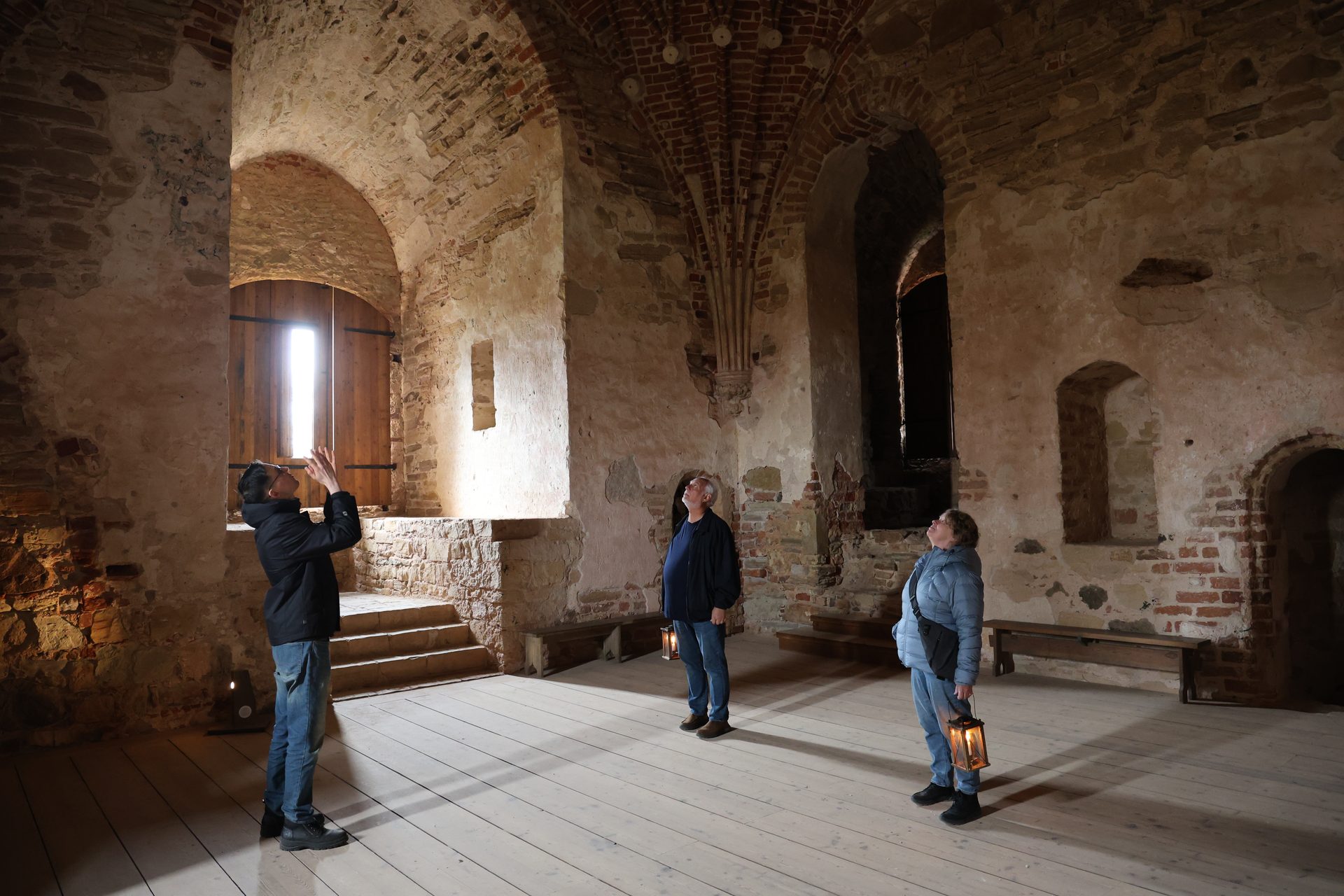 Pormenor da cantaria no interior do castelo de Cēsis